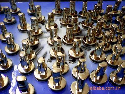 【專業(yè)真空電鍍金,仿金,淺金,槍,鈦,鉻,白鋼等】價格,廠家,圖片,表面處理,東莞市鉑品五金制品-