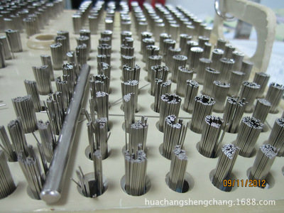 深圳市光明新區公明華昌盛五金制品廠 專業供應各類緊固件與連接件