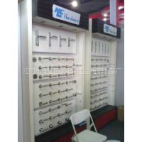 江門市蓬江區新聰明五金電器制品廠 專業生產拉手、門碰門吸與插銷塑膠制品